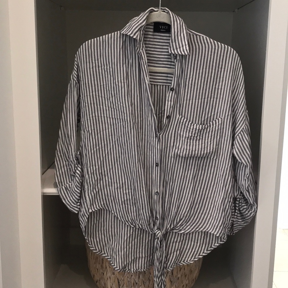Vici button down